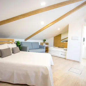 Hotel Enfasis-group El Cuervo (Andalusia)